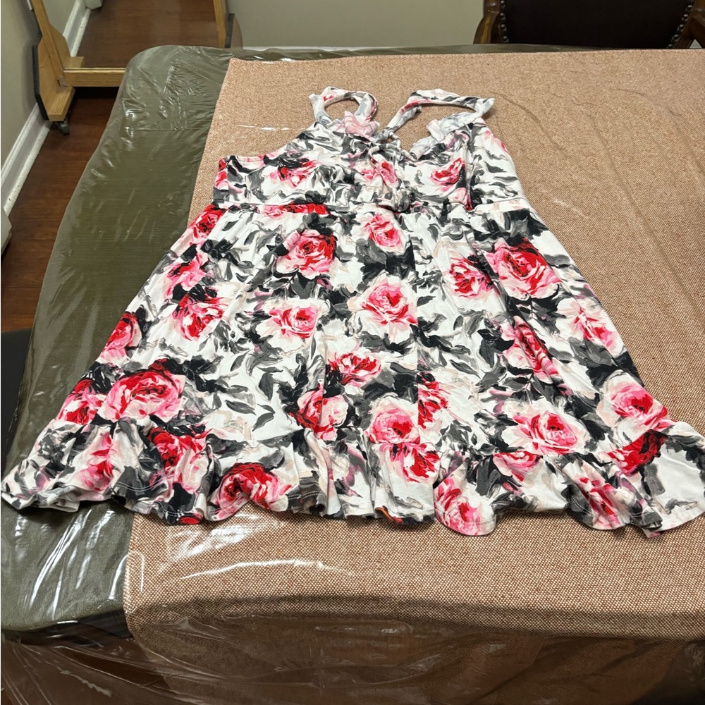 Cacique Pink and Gray Floral Sleepwear